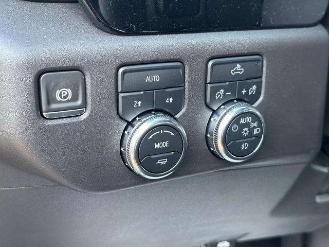 2024 GMC Sierra 1500 Vehicle Photo in COLUMBIA, MO 65203-3903