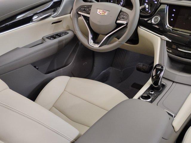2024 Cadillac XT6 Vehicle Photo in PINEVILLE, NC 28134-8495