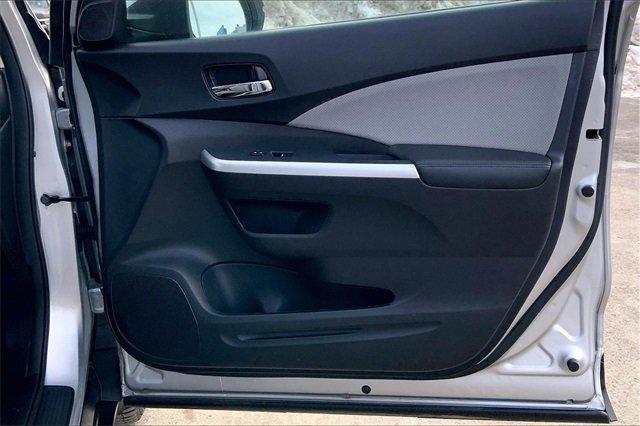 2015 Honda CR-V Vehicle Photo in KANSAS CITY, MO 64114-4502