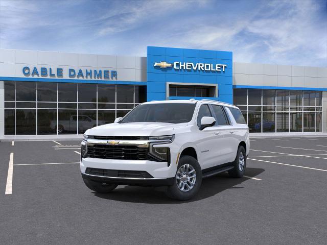 2025 Chevrolet Suburban Vehicle Photo in TOPEKA, KS 66609-0000