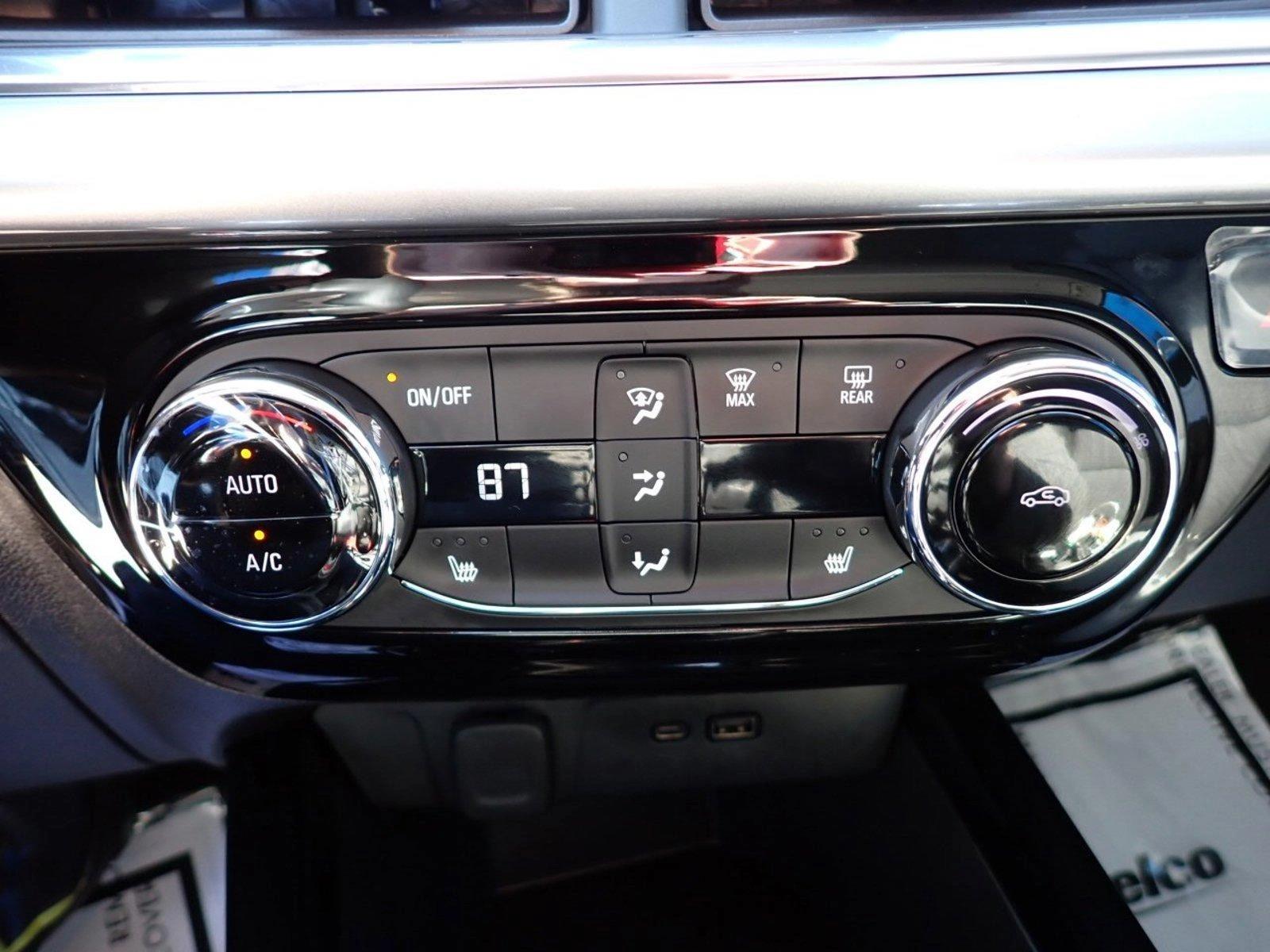 2025 Chevrolet Trax Vehicle Photo in DENVER, CO 80221-3610