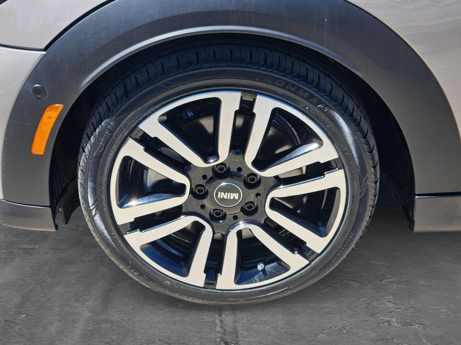 2023 MINI Cooper S Hardtop 4 Door Vehicle Photo in Pembroke Pines , FL 33027