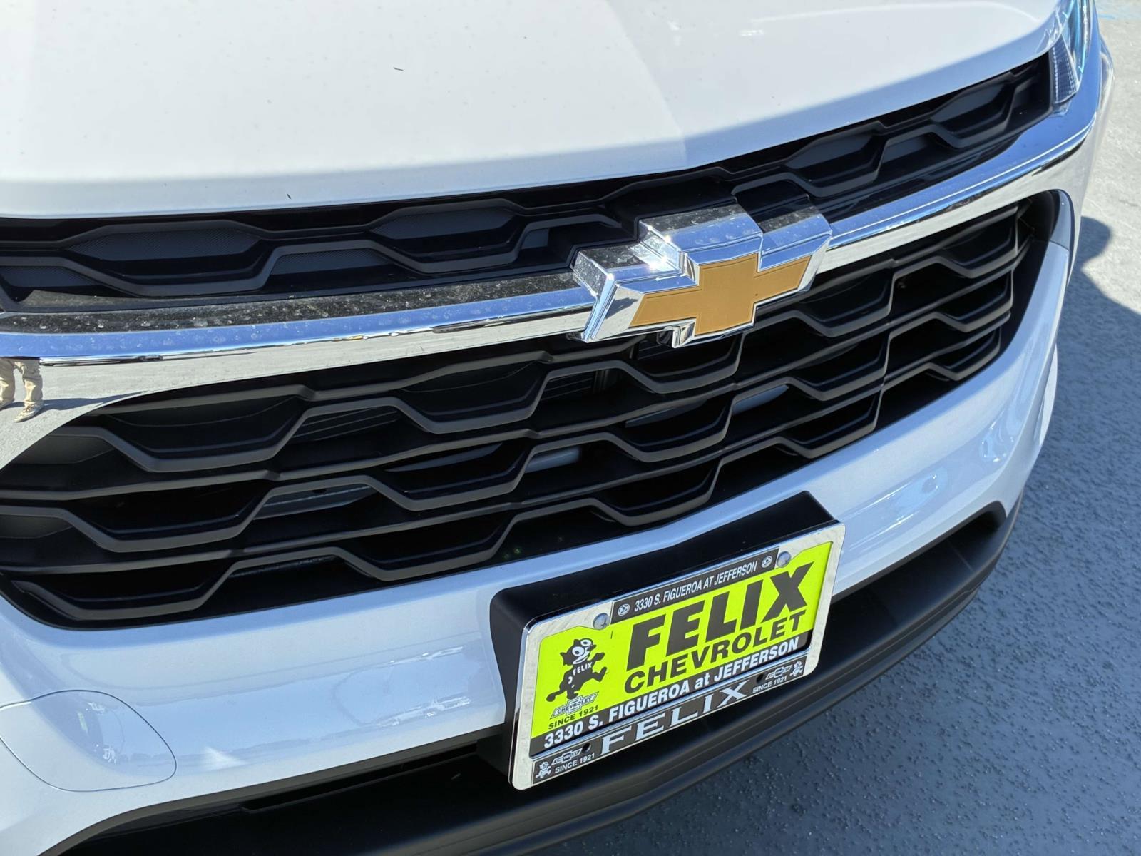 2025 Chevrolet Trax Vehicle Photo in LOS ANGELES, CA 90007-3794
