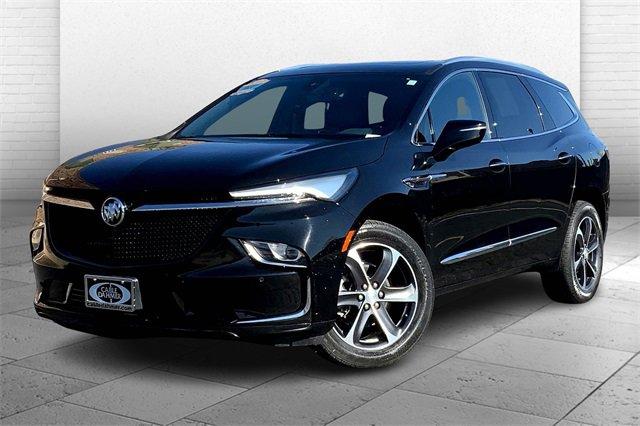 2022 Buick Enclave Vehicle Photo in TOPEKA, KS 66609-0000