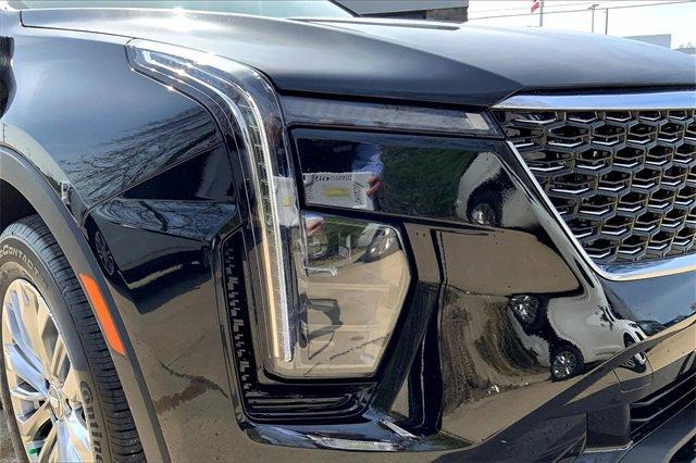 2024 Cadillac XT4 Vehicle Photo in KANSAS CITY, MO 64114-4545