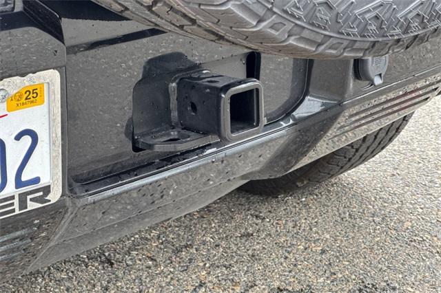 2025 GMC HUMMER EV SUV Vehicle Photo in ELK GROVE, CA 95757-8703