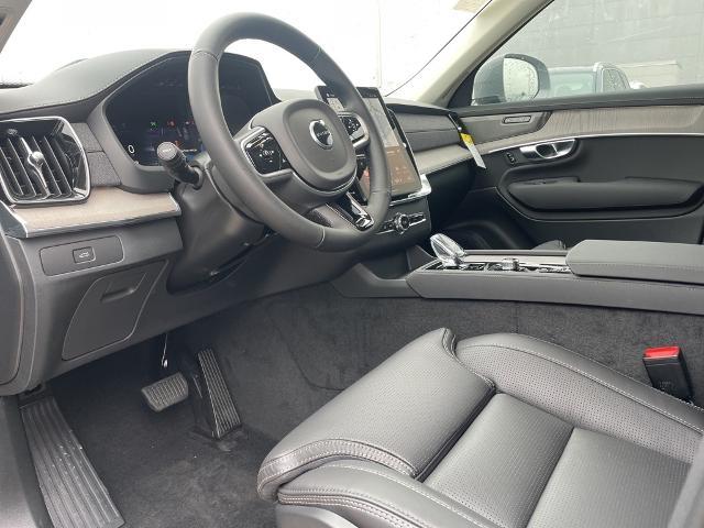 2025 Volvo XC90 Vehicle Photo in Grapevine, TX 76051