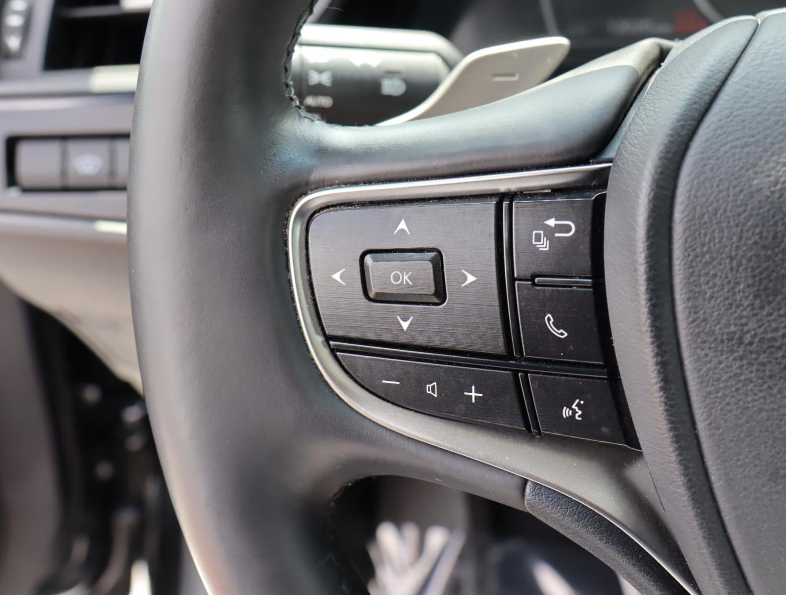 2024 Lexus ES Vehicle Photo in LOS ANGELES, CA 90007-3794