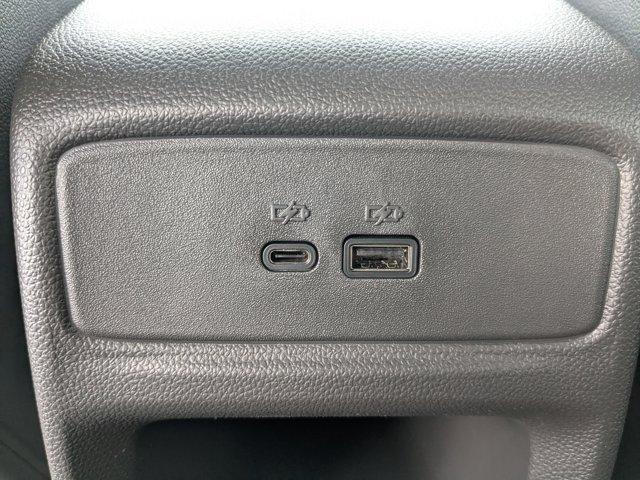 2025 Chevrolet Trax Vehicle Photo in BRUNSWICK, GA 31525-1881