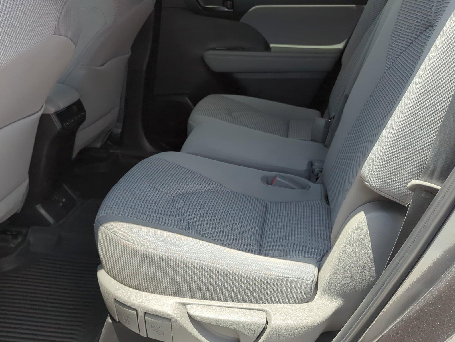 2022 Toyota Highlander Vehicle Photo in Ft. Myers, FL 33907