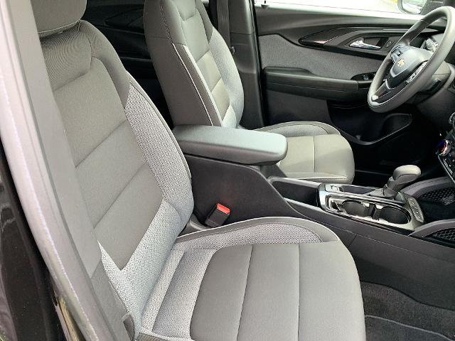 2022 Chevrolet Trailblazer Vehicle Photo in MOON TOWNSHIP, PA 15108-2571