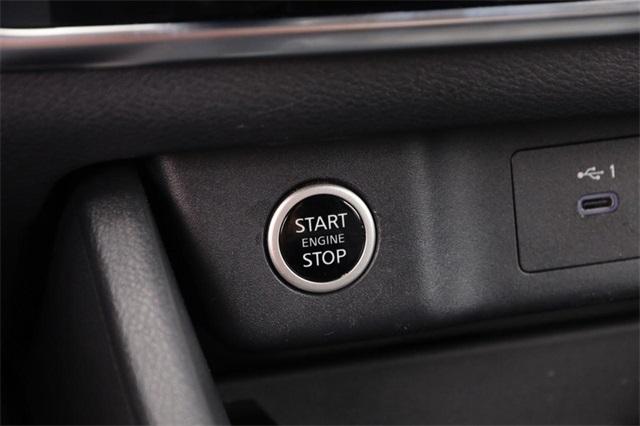2023 Nissan Rogue Vehicle Photo in Hazelwood, MO 63042