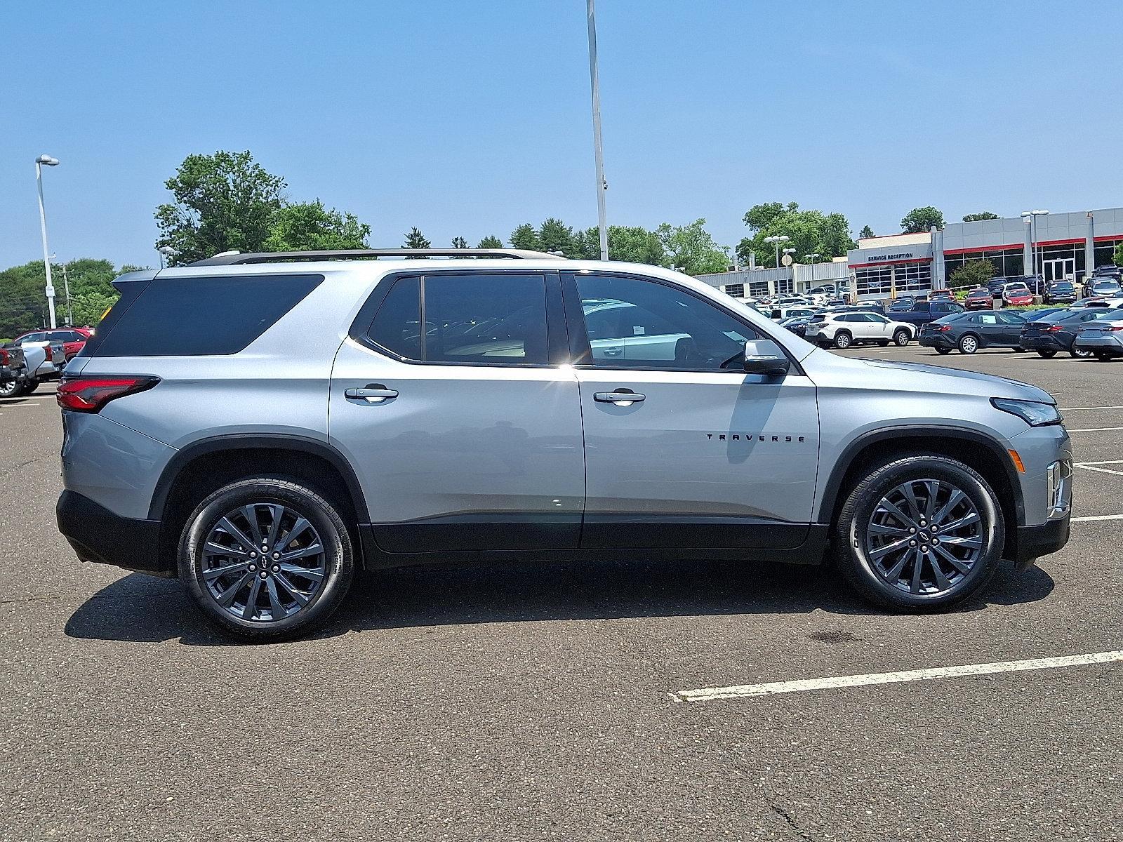 2023 Chevrolet Traverse Vehicle Photo in Trevose, PA 19053