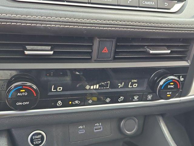 2023 Nissan Rogue Vehicle Photo in Pleasant Hills, PA 15236