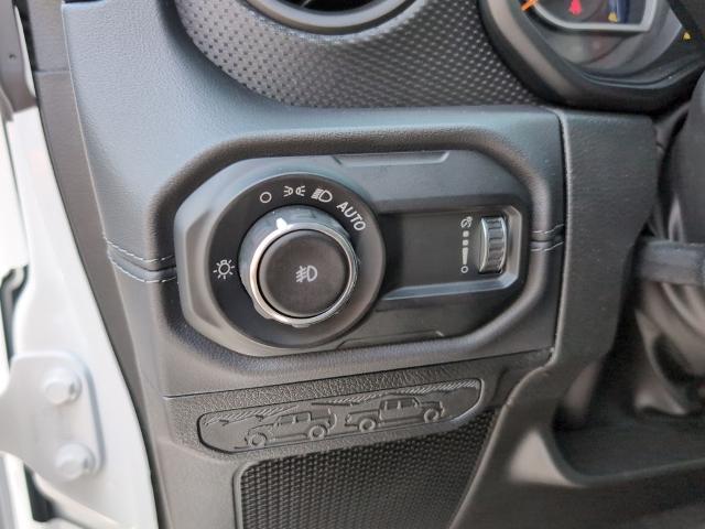 2024 Jeep Wrangler Vehicle Photo in Savannah, GA 31419