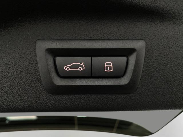 2026 BMW X7 xDrive40i Vehicle Photo in Appleton, WI 54913