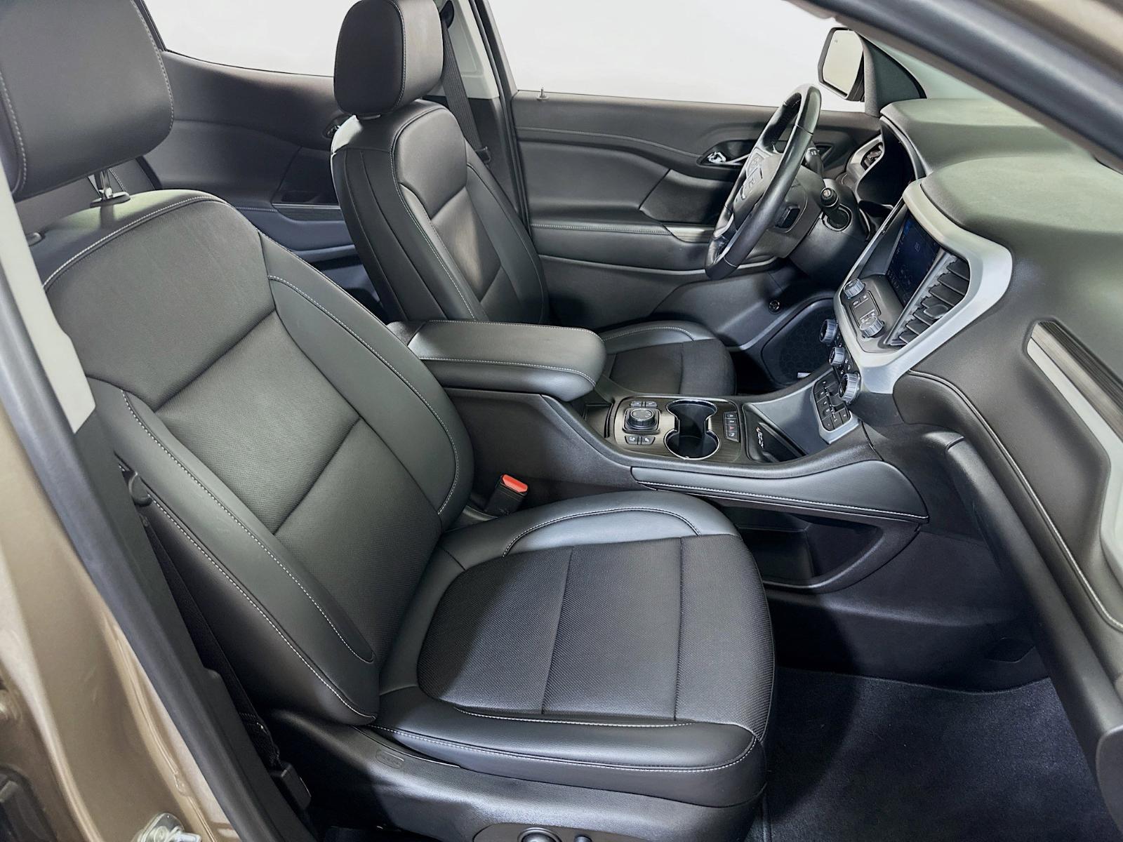 2022 GMC Acadia Vehicle Photo in Langhorne, PA 19047