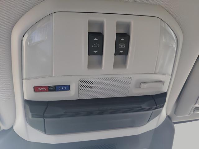 2025 Subaru Ascent Vehicle Photo in Green Bay, WI 54304