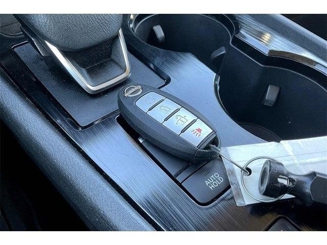 2022 Nissan Rogue Vehicle Photo in Grapevine, TX 76051