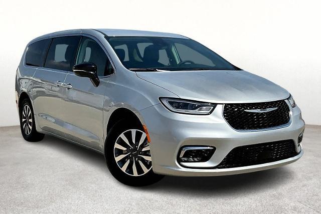 2024 Chrysler Pacifica Vehicle Photo in San Antonio, TX 78230