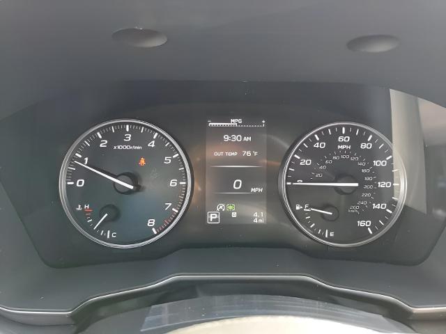 2025 Subaru Outback Vehicle Photo in Green Bay, WI 54304