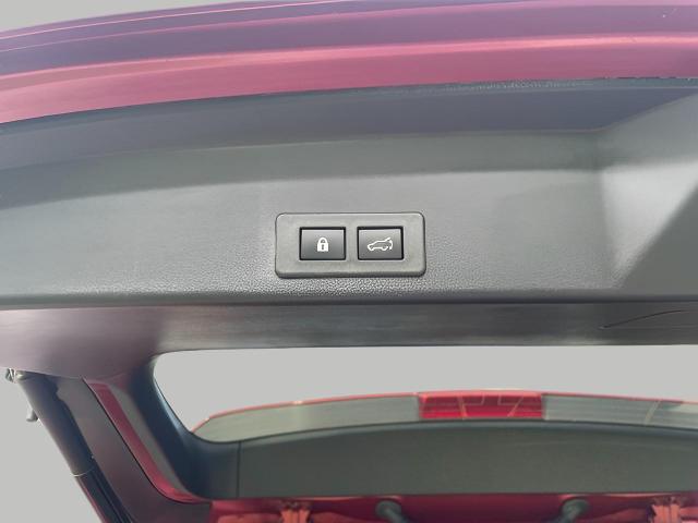 2024 Subaru Ascent Vehicle Photo in Oshkosh, WI 54904