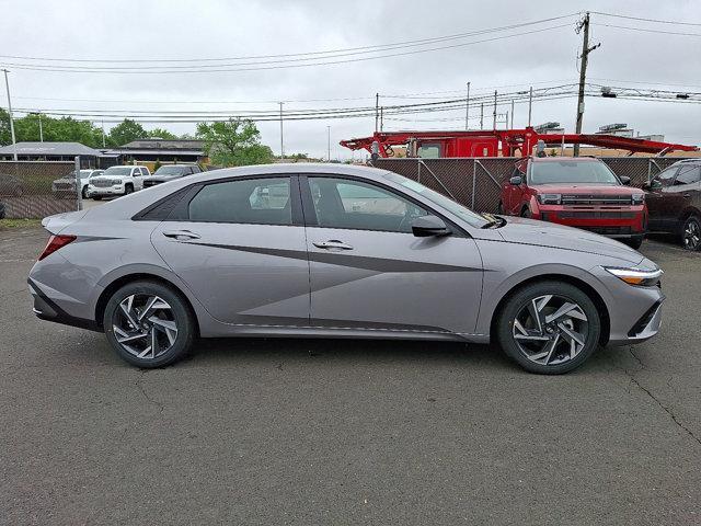 2025 Hyundai ELANTRA Vehicle Photo in Philadelphia, PA 19116