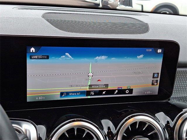 2022 Mercedes-Benz GLB Vehicle Photo in Willow Grove, PA 19090