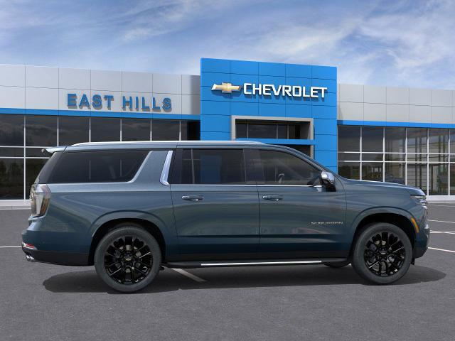 2025 Chevrolet Suburban Vehicle Photo in Roslyn, NY 11576