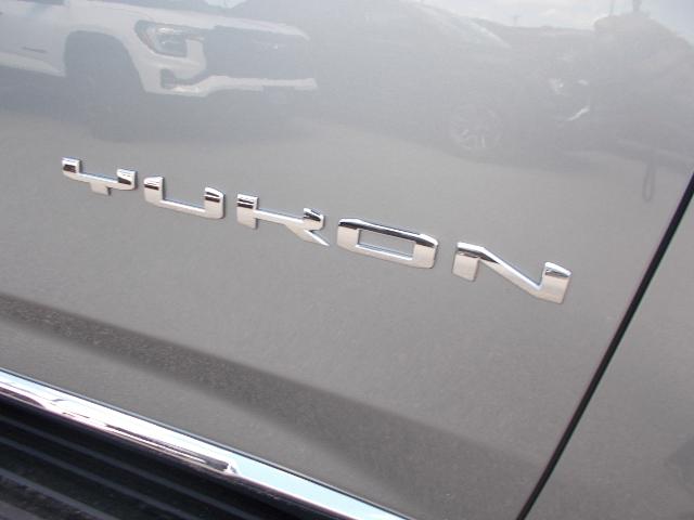 2025 GMC Yukon XL Vehicle Photo in LOWELL, MA 01852-4336
