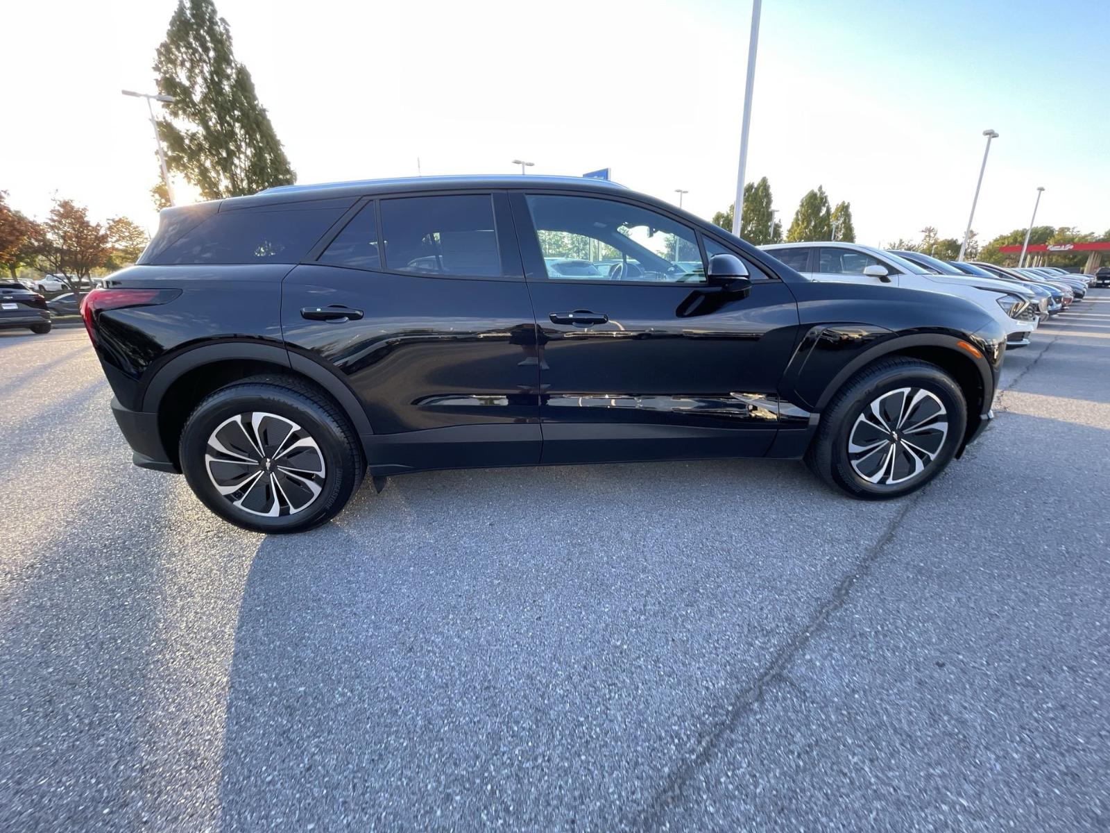 2025 Chevrolet Blazer EV Vehicle Photo in BENTONVILLE, AR 72712-4322