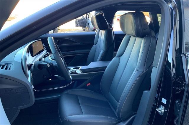 2024 Cadillac LYRIQ Vehicle Photo in KANSAS CITY, MO 64114-4545