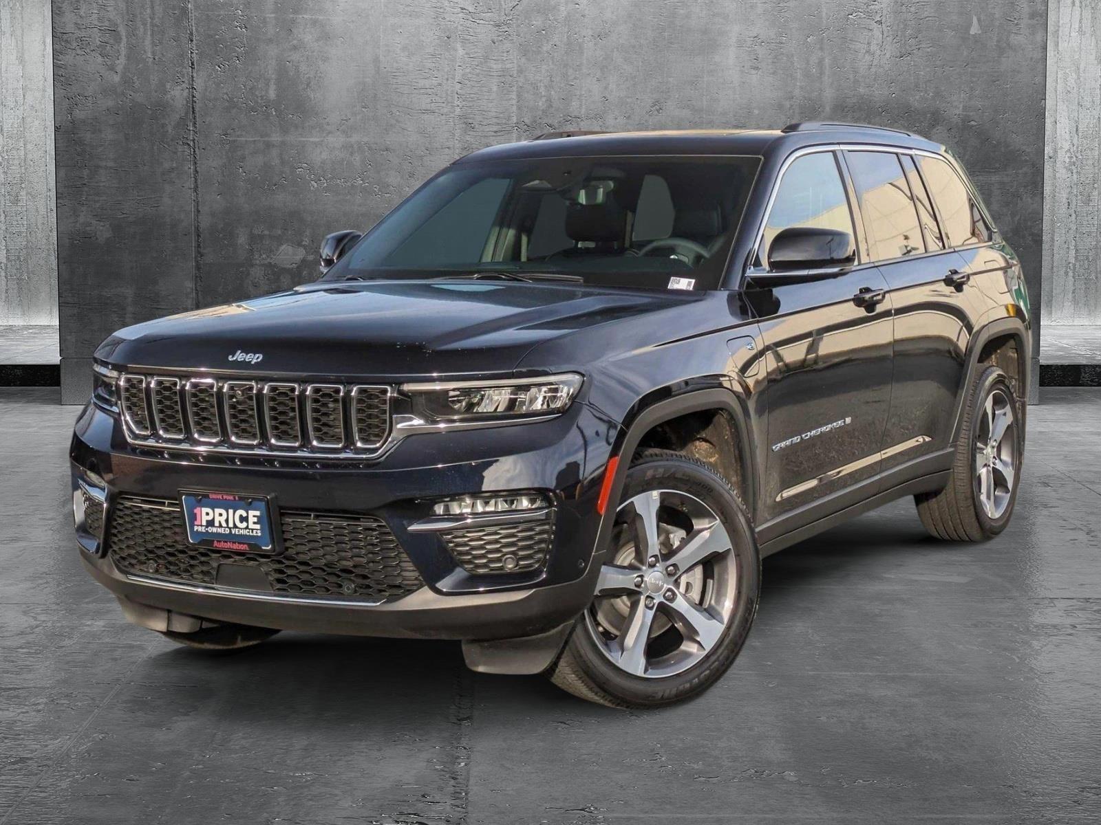 2024 Jeep Grand Cherokee 4xe Vehicle Photo in Bethesda, MD 20852