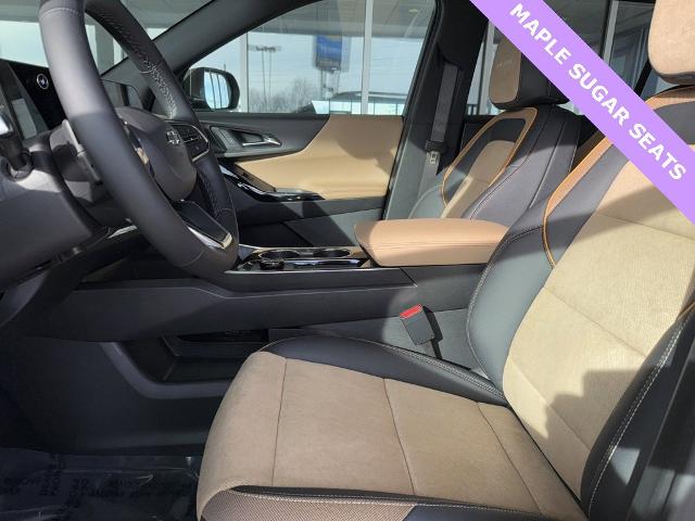 2025 Chevrolet Equinox Vehicle Photo in MANHATTAN, KS 66502-5036