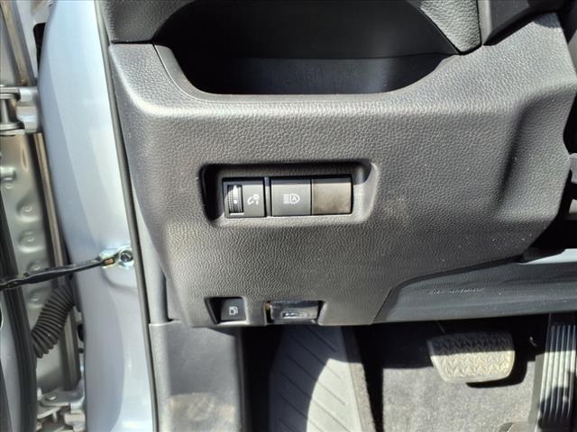 2021 Toyota RAV4 Vehicle Photo in TARENTUM, PA 15084-1435