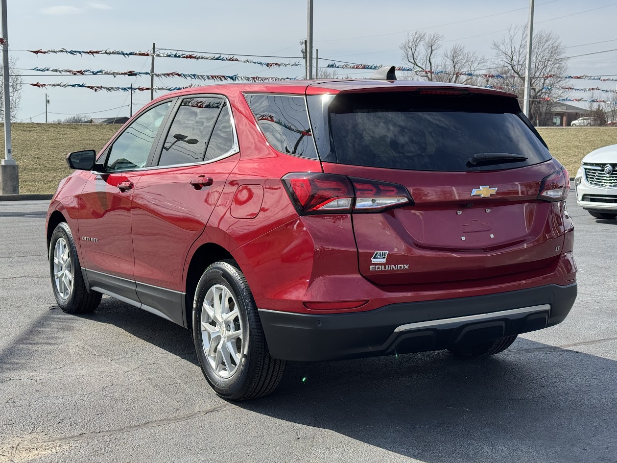 2022 Chevrolet Equinox Vehicle Photo in BOONVILLE, IN 47601-9633