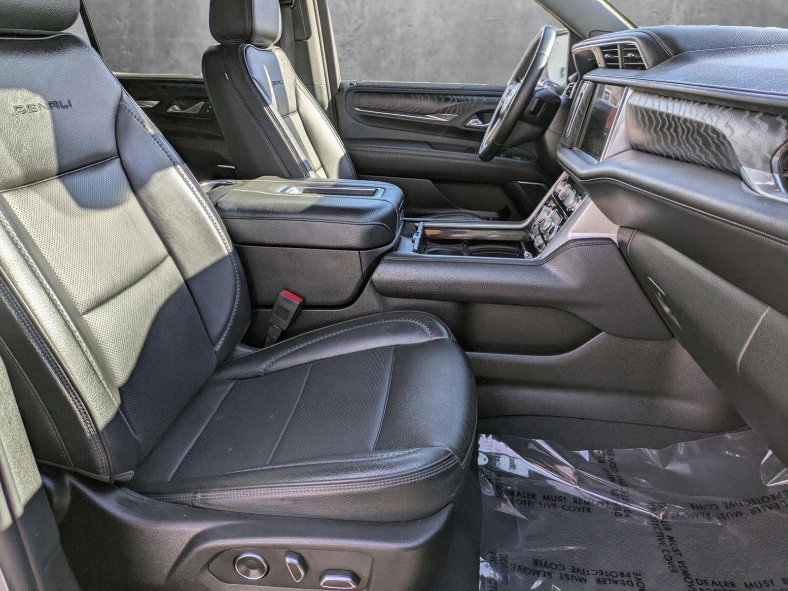 2023 GMC Yukon Vehicle Photo in GOLDEN, CO 80401-3850