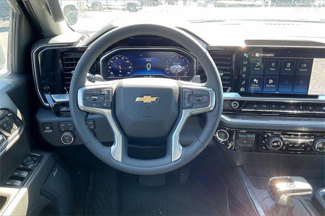 2025 Chevrolet Silverado 1500 Vehicle Photo in INDEPENDENCE, MO 64055-1314