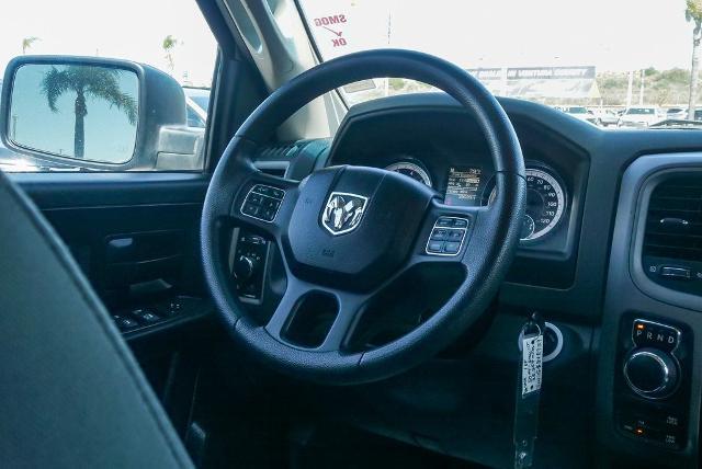 2016 Ram 1500 Vehicle Photo in VENTURA, CA 93003-8585