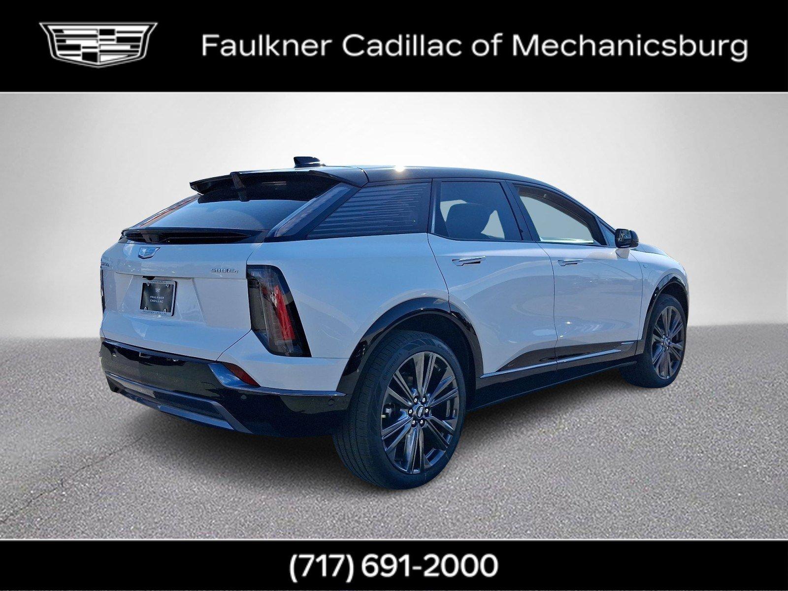2025 Cadillac OPTIQ Vehicle Photo in MECHANICSBURG, PA 17050-1707