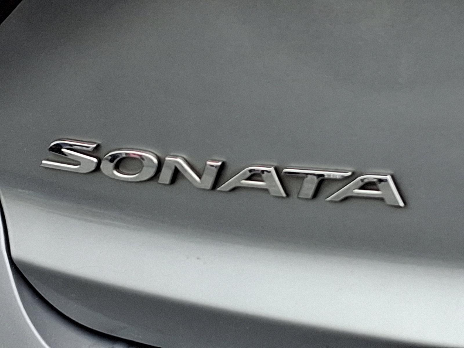 2016 Hyundai SONATA Vehicle Photo in Harrisburg, PA 17111