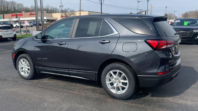 2022 Chevrolet Equinox Vehicle Photo in MOON TOWNSHIP, PA 15108-2571