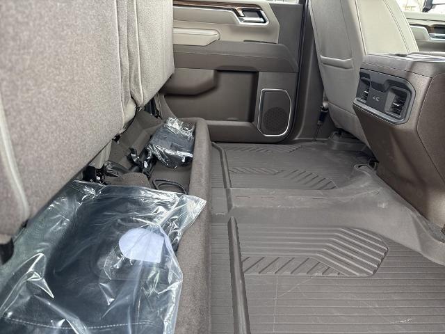 2025 Chevrolet Silverado 2500 HD Vehicle Photo in MANHATTAN, KS 66502-5036