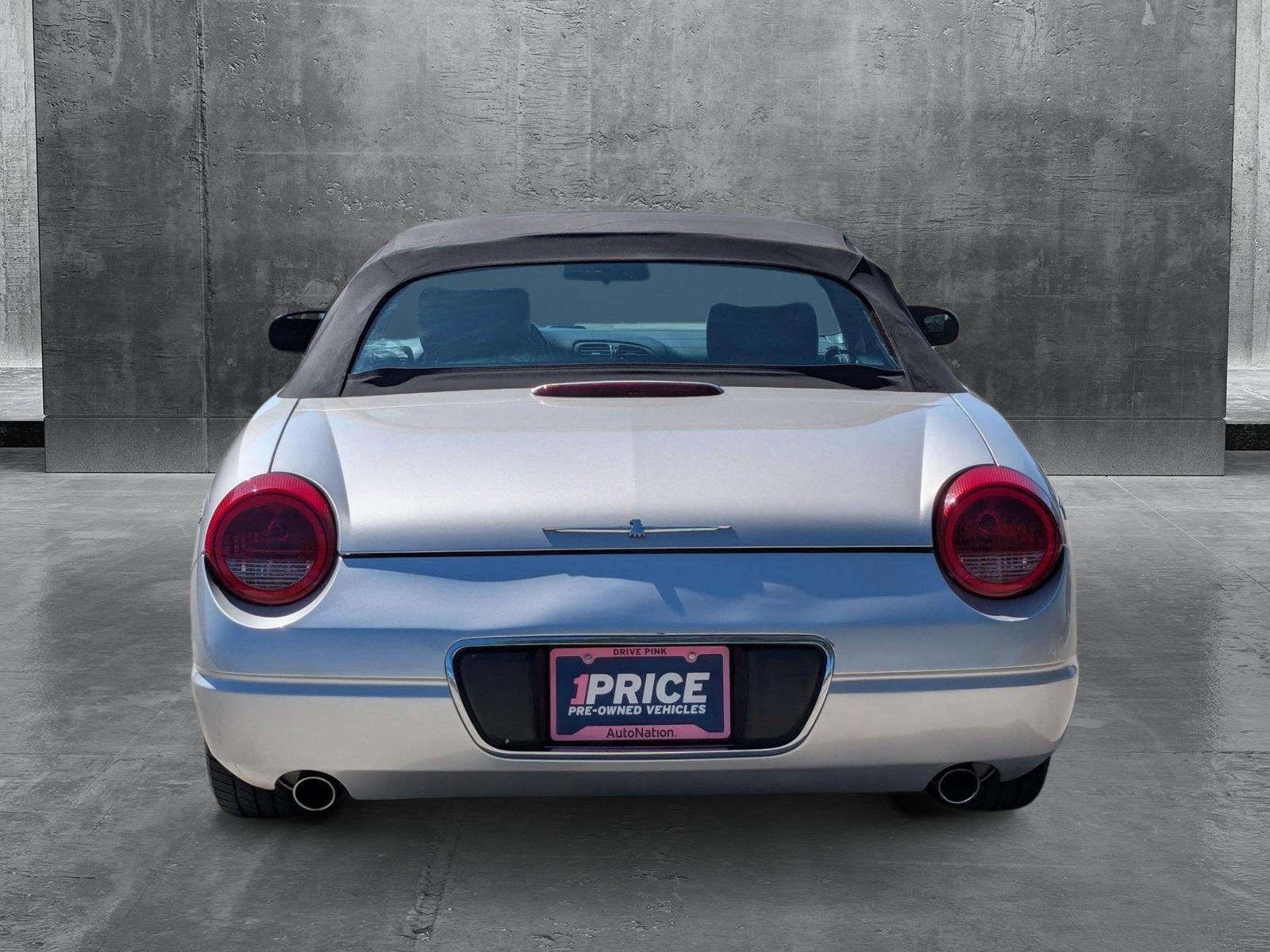 2005 Ford Thunderbird Vehicle Photo in PEMBROKE PINES, FL 33024-6534
