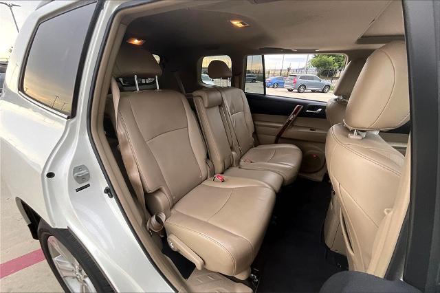 2012 Toyota Highlander Vehicle Photo in Grapevine, TX 76051