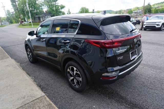 2021 Kia Sportage Vehicle Photo in FAIRMONT, WV 26554-2318