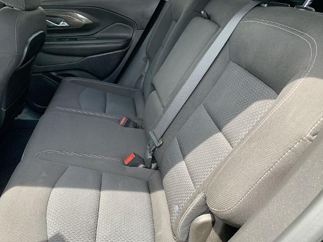 2022 GMC Terrain Vehicle Photo in MOON TOWNSHIP, PA 15108-2571