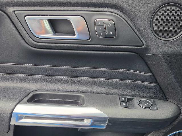 2019 Ford Mustang Vehicle Photo in DALLAS, TX 75209