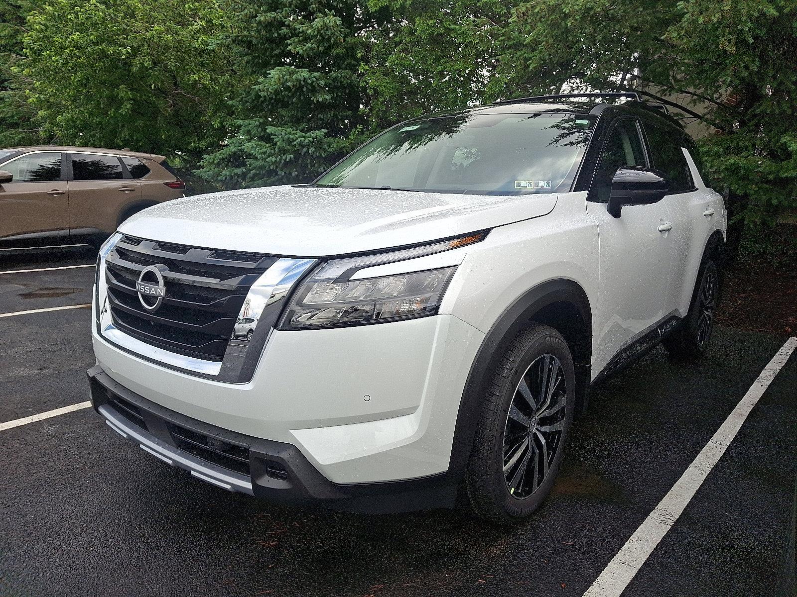 2025 Nissan Pathfinder Vehicle Photo in Harrisburg, PA 17111-1033