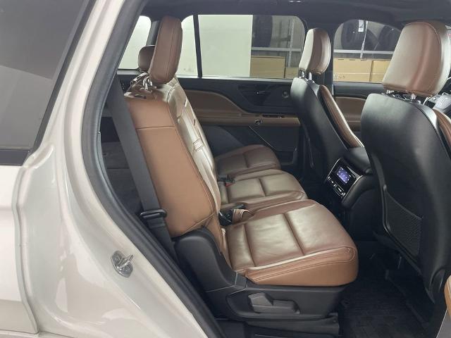 2023 Lincoln Aviator Vehicle Photo in GILBERT, AZ 85297-0402
